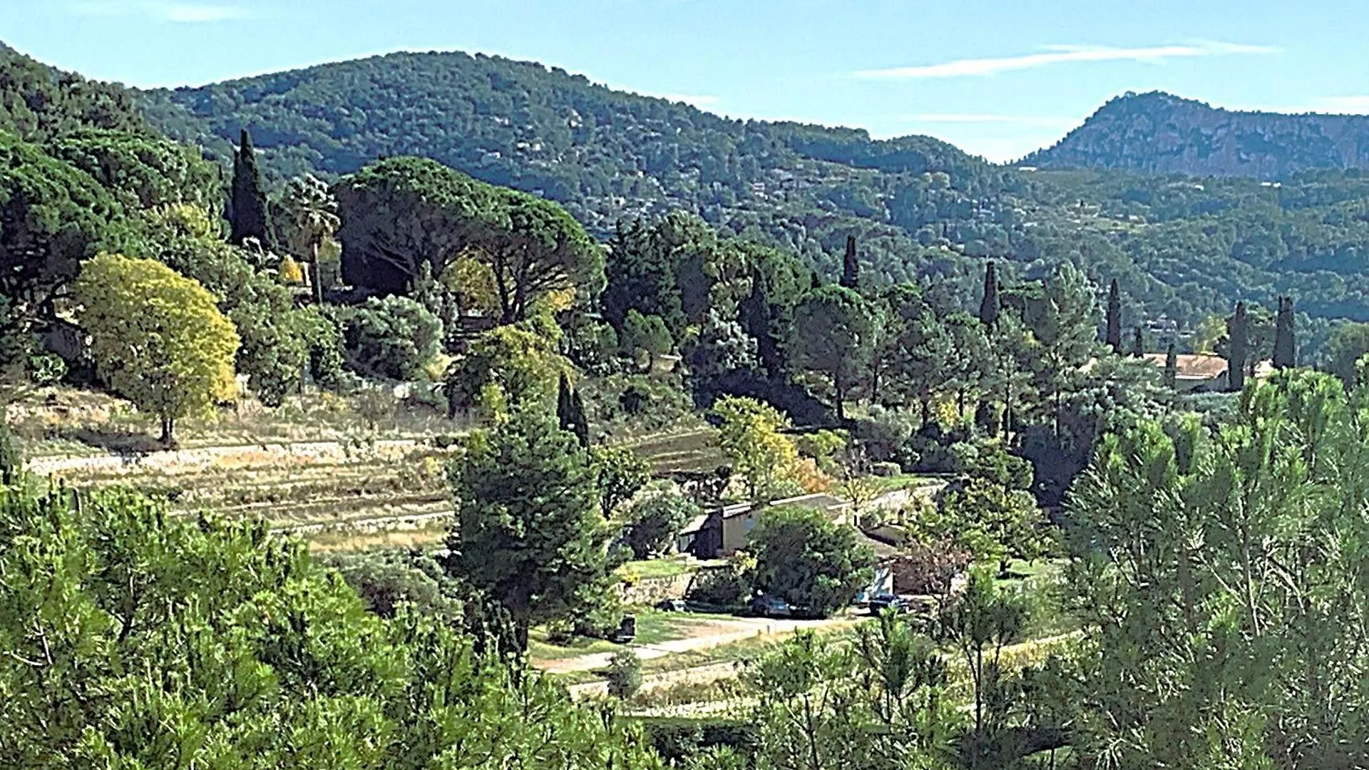 Holiday home Lou Paradou Meounes-les-Montrieux